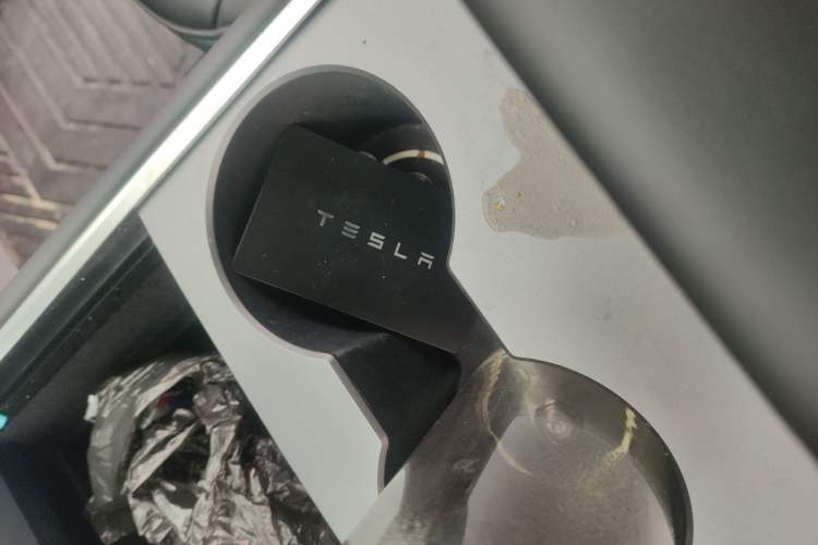 Used Tesla Model Y 2024 Rear-Wheel-Drive Version Vehicle Key