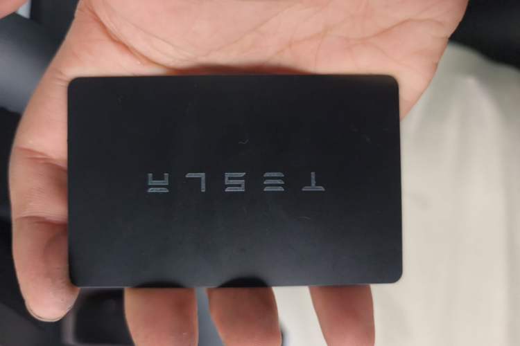 Used Tesla Model Y 2024 Long-Range All-Wheel-Drive Version Vehicle Key