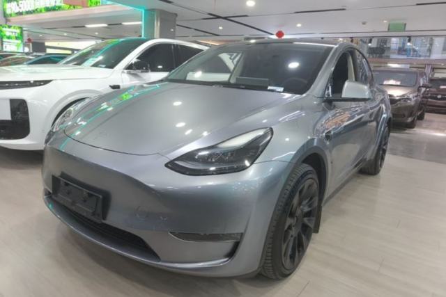 Used Tesla Model Y 2024 Long-Range All-Wheel-Drive Version