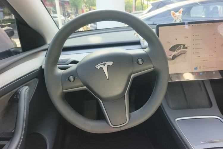 Used Tesla Model Y 2024 Rear-Wheel-Drive Version Steering Wheel