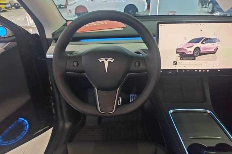 Used Tesla Model Y 2024 Rear-Wheel-Drive Version Steering Wheel