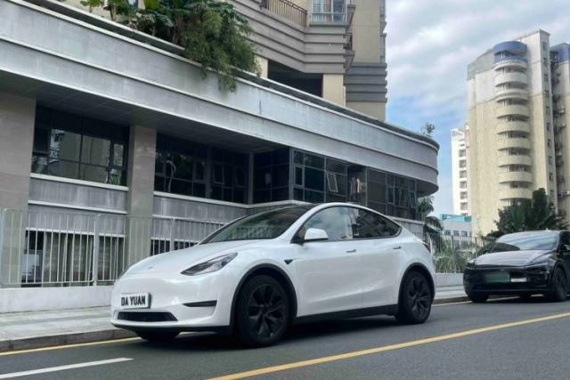Used Tesla Model Y 2024 Rear-Wheel-Drive Version