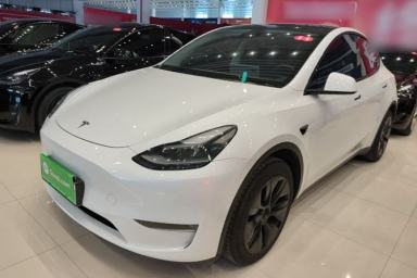Used Tesla Model Y 2024 Long-Range All-Wheel-Drive Version