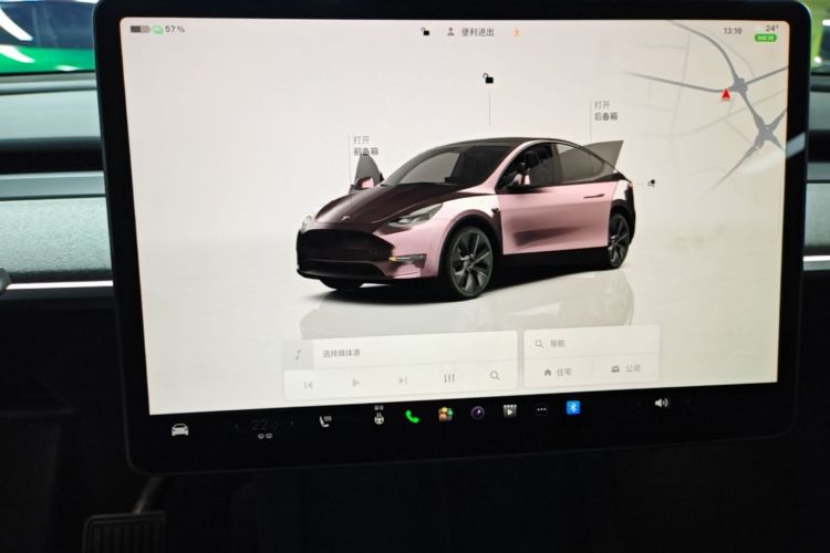 Used Tesla Model Y 2024 Rear-Wheel-Drive Version Audio And AC Panel