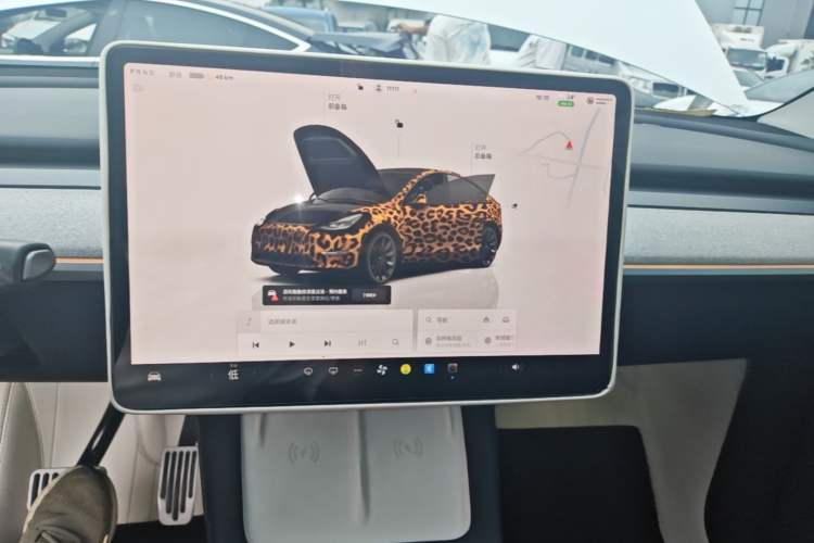 Used Tesla Model Y 2024 Rear-Wheel-Drive Version Audio And AC Panel
