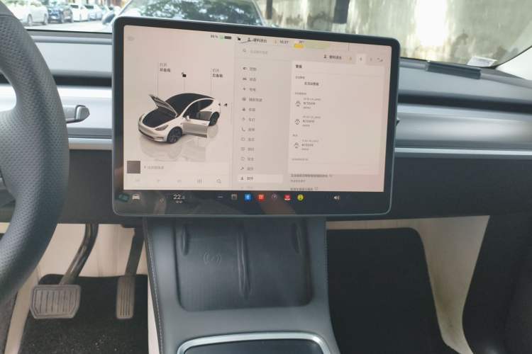 Used Tesla Model Y 2024 Rear-Wheel-Drive Version Audio And AC Panel