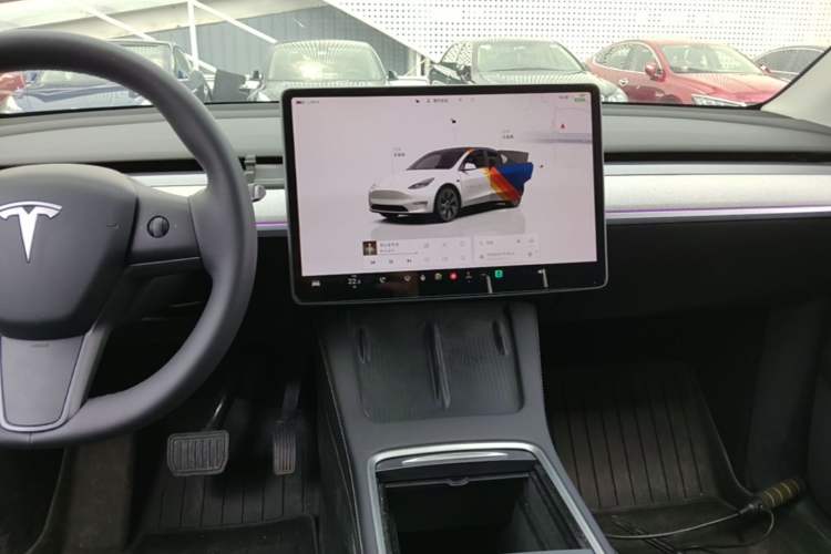 Used Tesla Model Y 2024 Rear-Wheel-Drive Version Audio And AC Panel