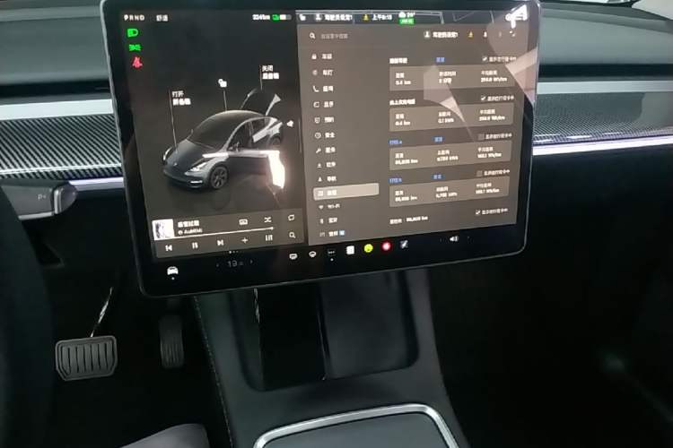 Used Tesla Model Y 2024 Rear-Wheel-Drive Version Audio And AC Panel
