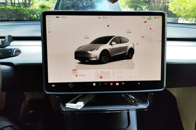 Used Tesla Model Y 2024 Rear-Wheel-Drive Version Audio And AC Panel