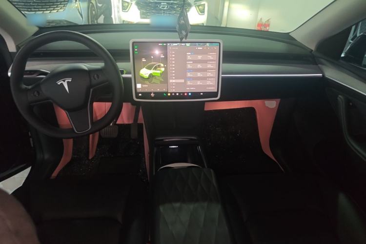 Used Tesla Model Y 2024 Rear-Wheel-Drive Version Center Console