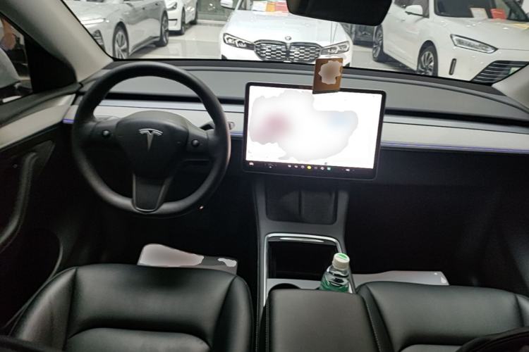 Used Tesla Model Y 2024 Rear-Wheel-Drive Version Center Console