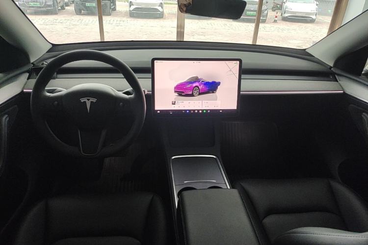 Used Tesla Model Y 2024 Rear-Wheel-Drive Version Center Console