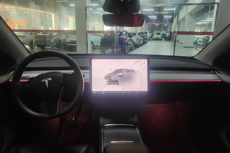 Used Tesla Model Y 2024 Rear-Wheel-Drive Version Center Console