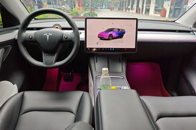 Used Tesla Model Y 2024 Rear-Wheel-Drive Version Center Console