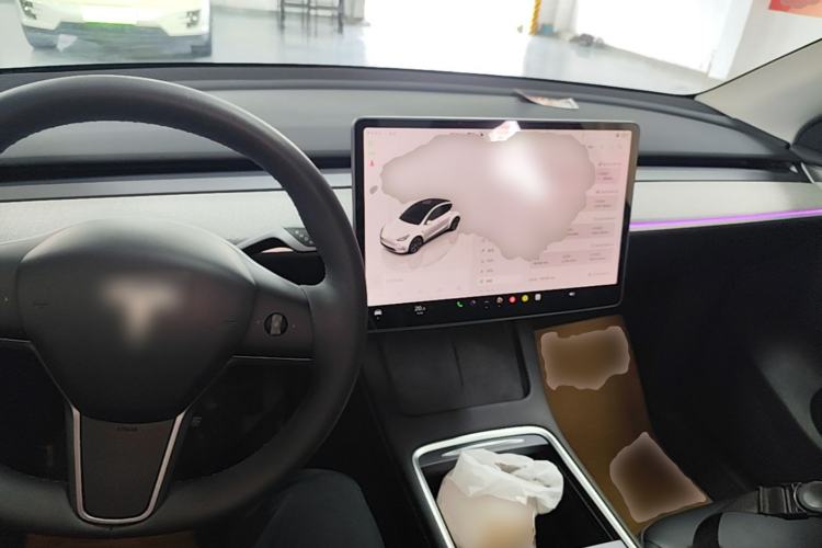 Used Tesla Model Y 2024 Rear-Wheel-Drive Version Center Console