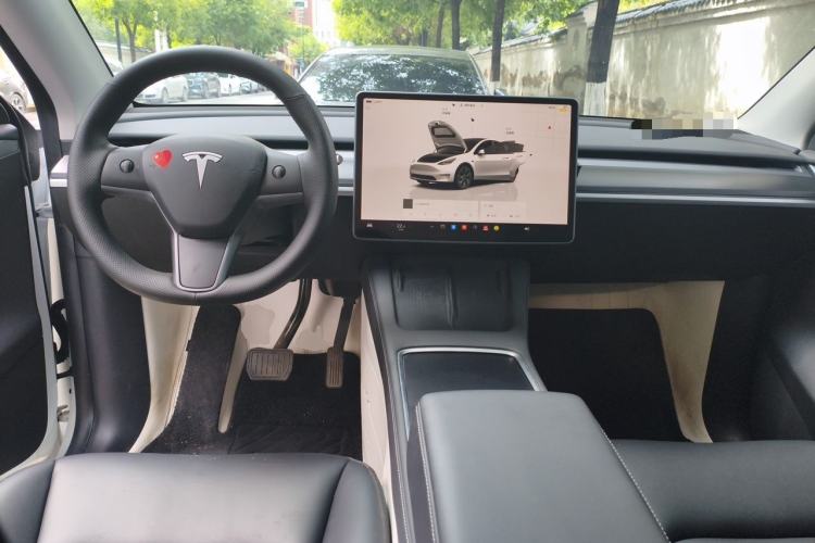 Used Tesla Model Y 2024 Rear-Wheel-Drive Version Center Console