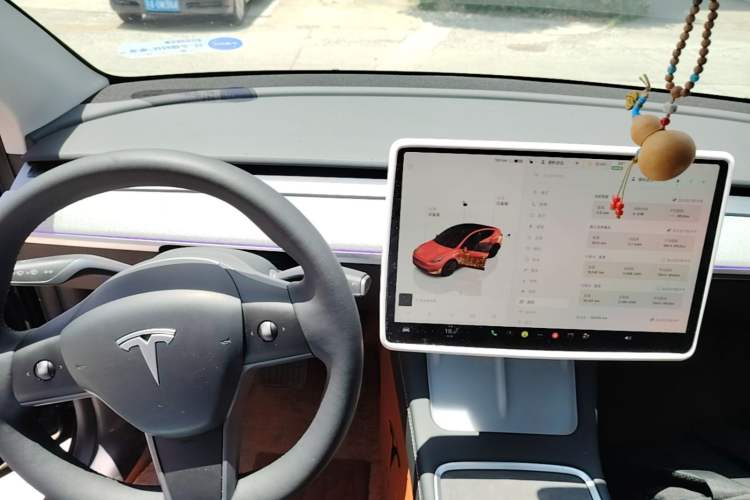 Used Tesla Model Y 2024 Rear-Wheel-Drive Version Center Console