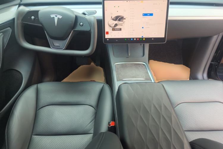 Used Tesla Model Y 2024 Rear-Wheel-Drive Version Center Console