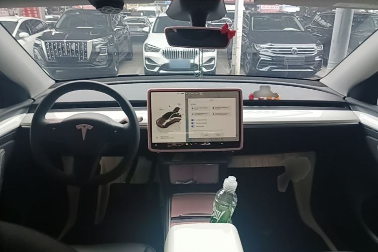 Used Tesla Model Y 2024 Rear-Wheel-Drive Version Center Console