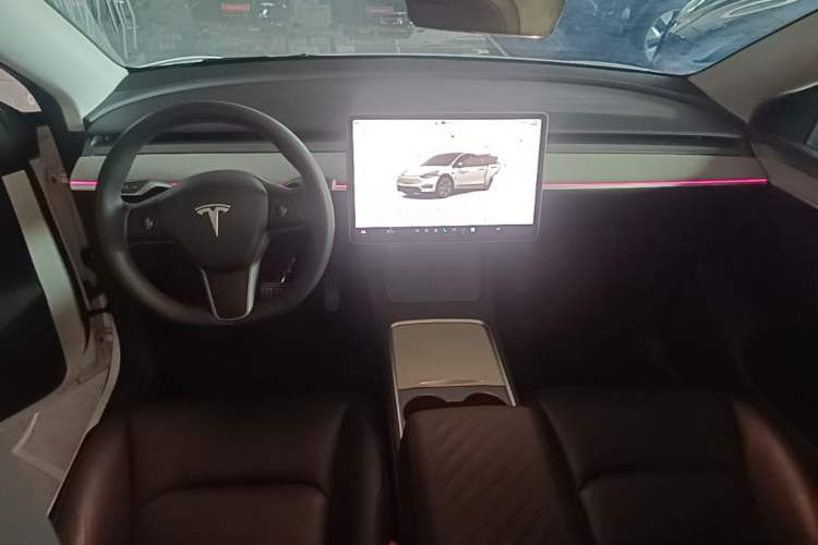Used Tesla Model Y 2024 Rear-Wheel-Drive Version Center Console