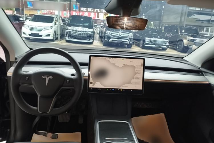 Used Tesla Model Y 2024 Rear-Wheel-Drive Version Center Console