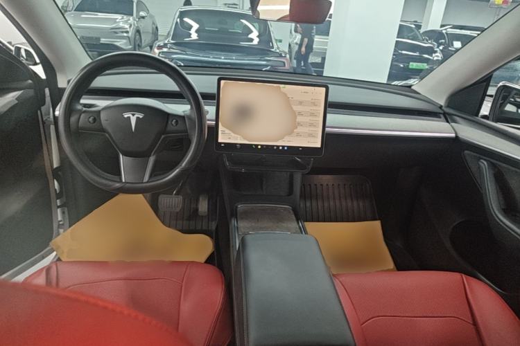 Used Tesla Model Y 2024 Rear-Wheel-Drive Version Center Console