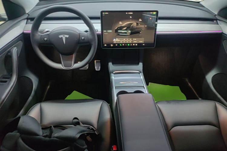 Used Tesla Model Y 2024 Rear-Wheel-Drive Version Center Console