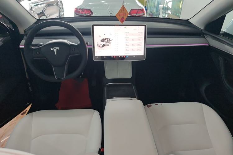 Used Tesla Model Y 2024 Rear-Wheel-Drive Version Center Console