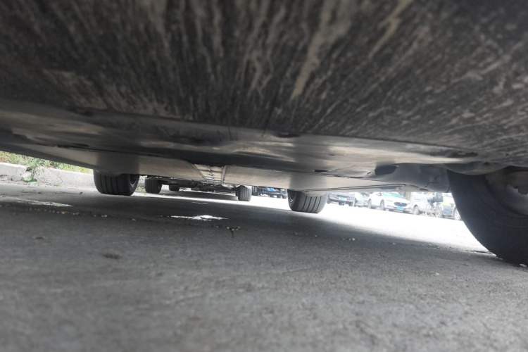 Used Tesla Model Y 2024 Long-Range All-Wheel-Drive Version Chassis Front