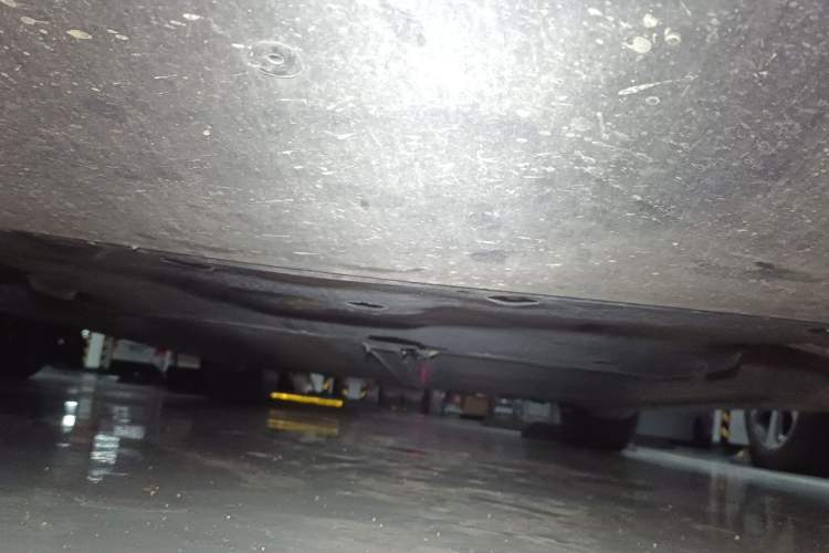 Used Tesla Model Y 2024 Rear-Wheel-Drive Version Chassis Front