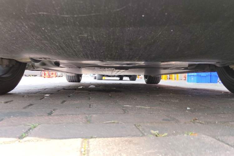 Used Tesla Model Y 2024 Rear-Wheel-Drive Version Chassis Front