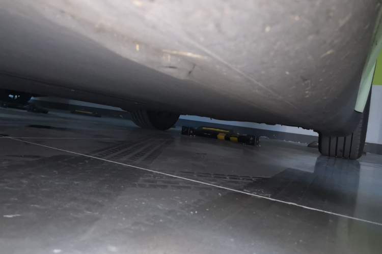 Used Tesla Model Y 2024 Rear-Wheel-Drive Version Chassis Front Left
