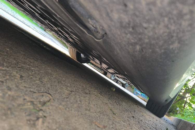 Used Tesla Model Y 2024 Rear-Wheel-Drive Version Chassis Front Left