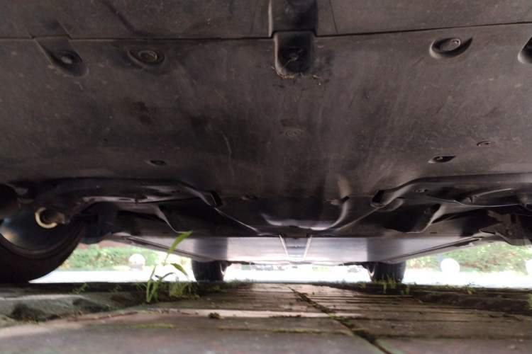 Used Tesla Model Y 2024 Long-Range All-Wheel-Drive Version Chassis Rear