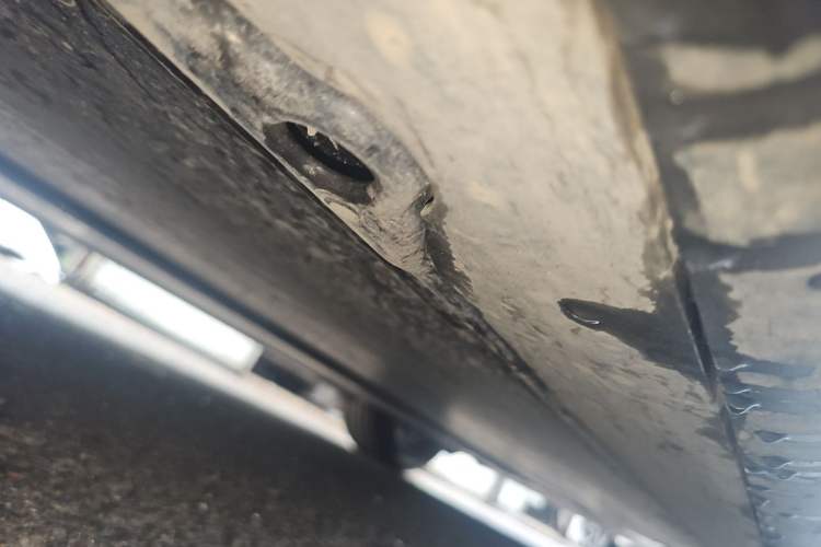 Used Tesla Model Y 2024 Rear-Wheel-Drive Version Chassis Rear Right