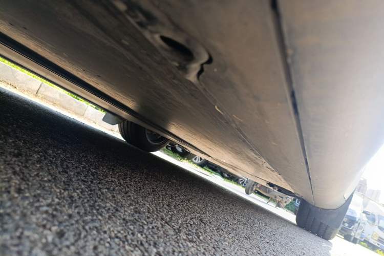 Used Tesla Model Y 2024 Rear-Wheel-Drive Version Chassis Rear Right