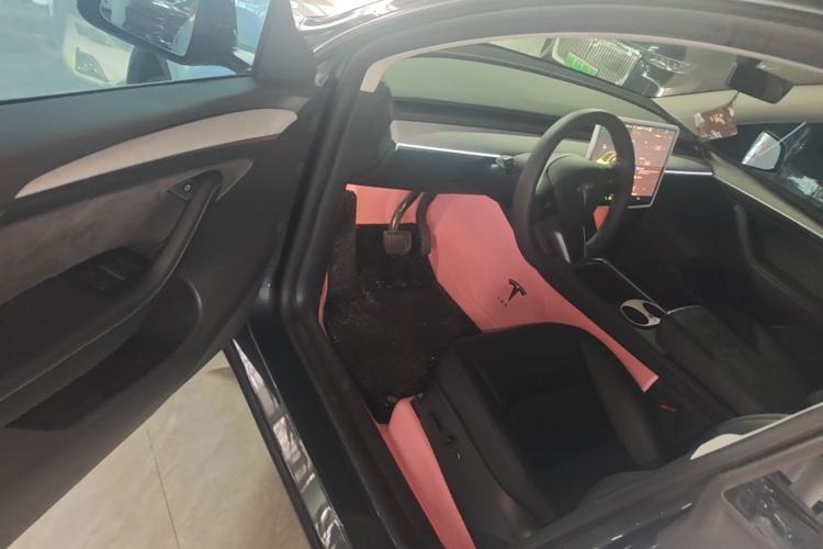 Used Tesla Model Y 2024 Rear-Wheel-Drive Version Driver Seat