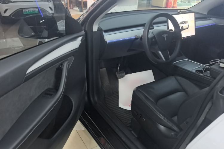 Used Tesla Model Y 2024 Rear-Wheel-Drive Version Driver Seat