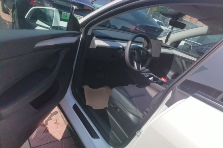 Used Tesla Model Y 2024 Rear-Wheel-Drive Version Driver Seat