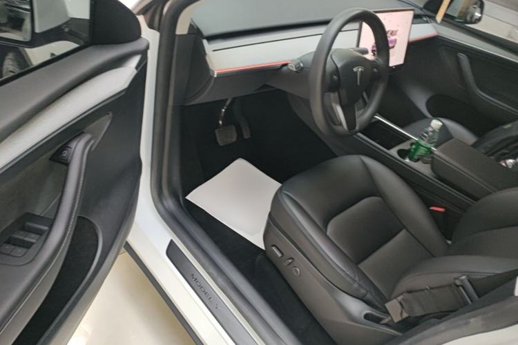 Used Tesla Model Y 2024 Rear-Wheel-Drive Version Driver Seat