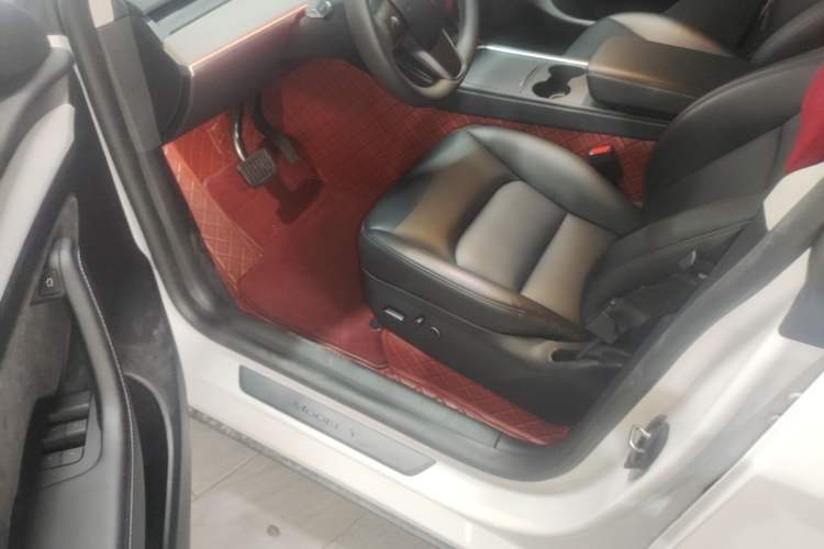 Used Tesla Model Y 2024 Rear-Wheel-Drive Version Driver Seat