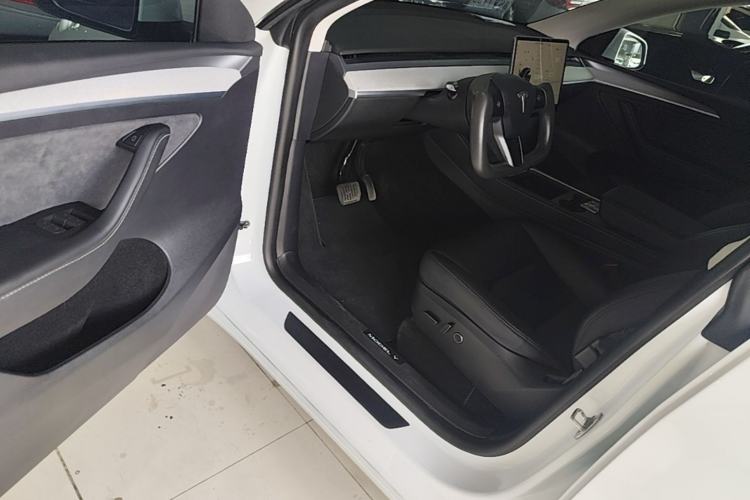 Used Tesla Model Y 2024 Rear-Wheel-Drive Version Driver Seat