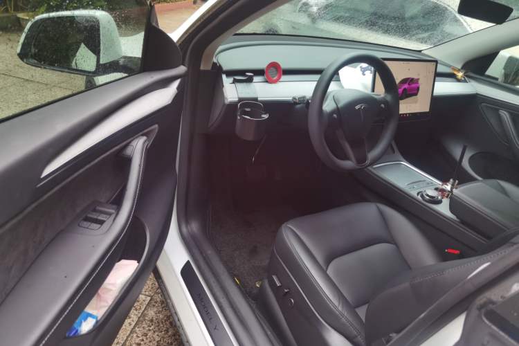 Used Tesla Model Y 2024 Rear-Wheel-Drive Version Driver Seat