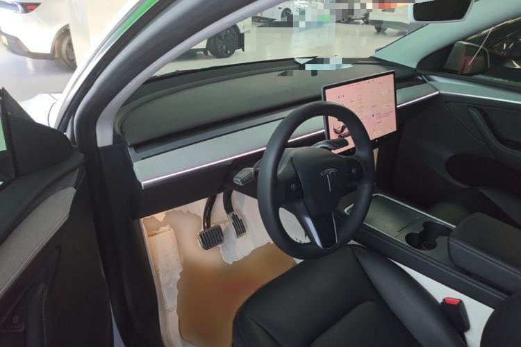 Used Tesla Model Y 2024 Rear-Wheel-Drive Version Driver Seat