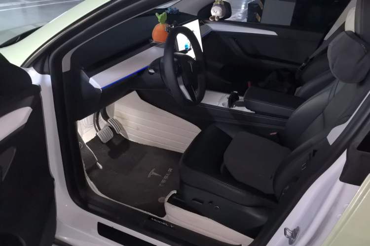 Used Tesla Model Y 2024 Rear-Wheel-Drive Version Driver Seat