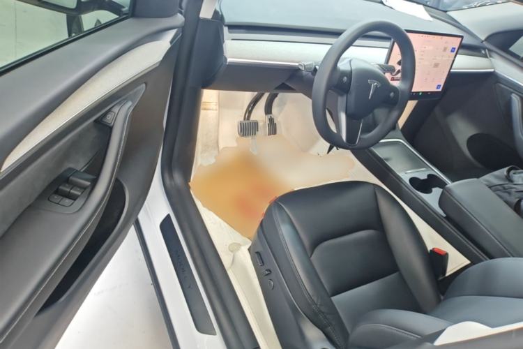 Used Tesla Model Y 2024 Rear-Wheel-Drive Version Driver Seat
