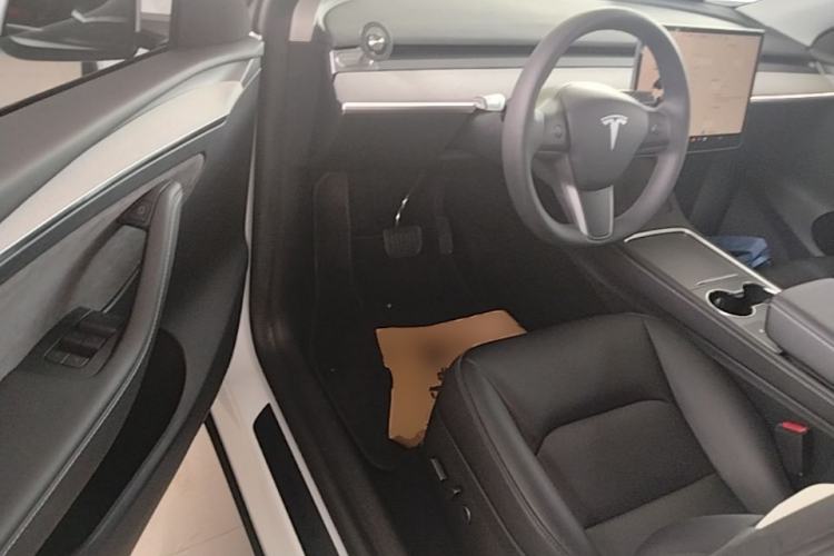 Used Tesla Model Y 2024 Rear-Wheel-Drive Version Driver Seat