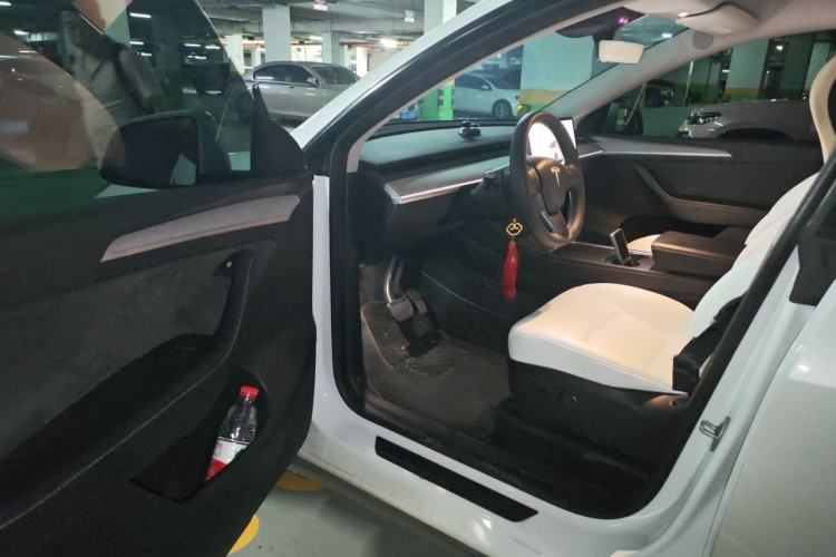 Used Tesla Model Y 2024 Rear-Wheel-Drive Version Driver Seat