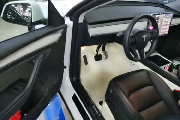 Used Tesla Model Y 2024 Rear-Wheel-Drive Version Driver Seat