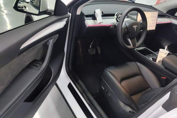 Used Tesla Model Y 2024 Rear-Wheel-Drive Version Driver Seat